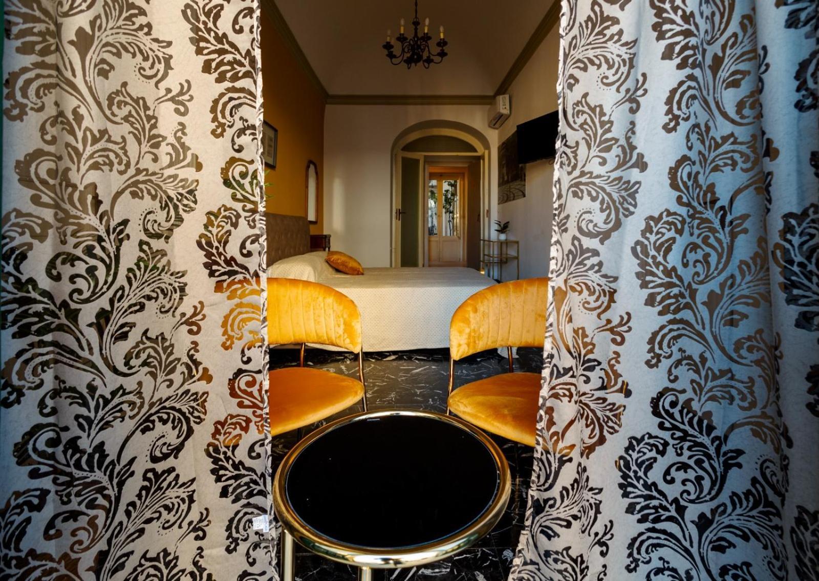 Bed and Breakfast Baroque Ачиреале Экстерьер фото